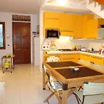 Excellently Equipped Row House With Fenced Garden For 8 In Lignano Pineta * لينانو سابيادورو