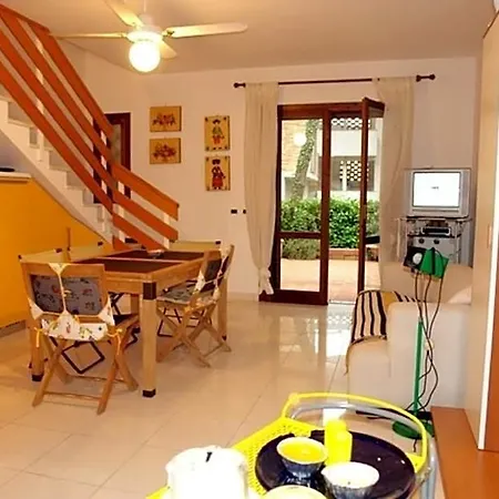 Excellently Equipped Row House With Fenced Garden For 8 In Lignano Pineta Villa